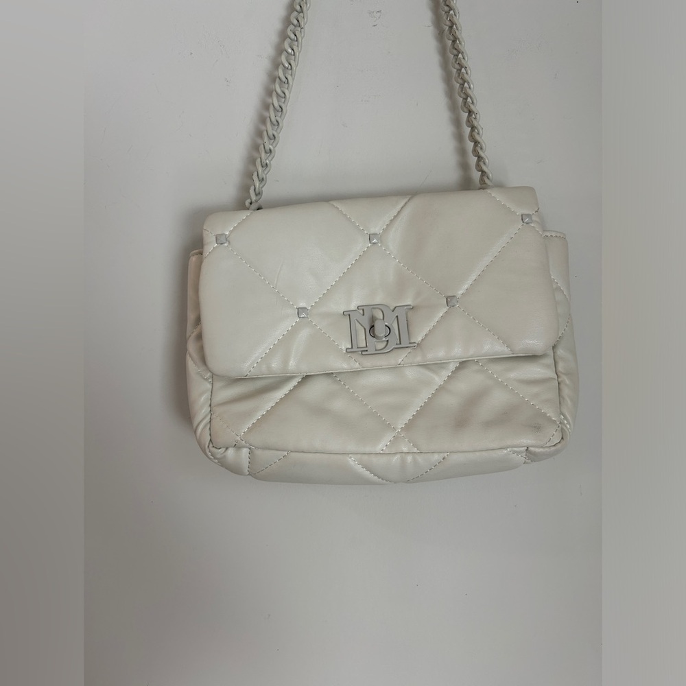Badgley Mischka Quilted Bag - Picture 3 of 11